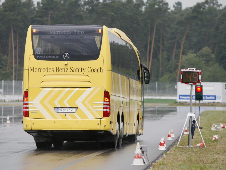  Mercedes-Benz Travego L O580 2006 года  (фото 15 из 30)